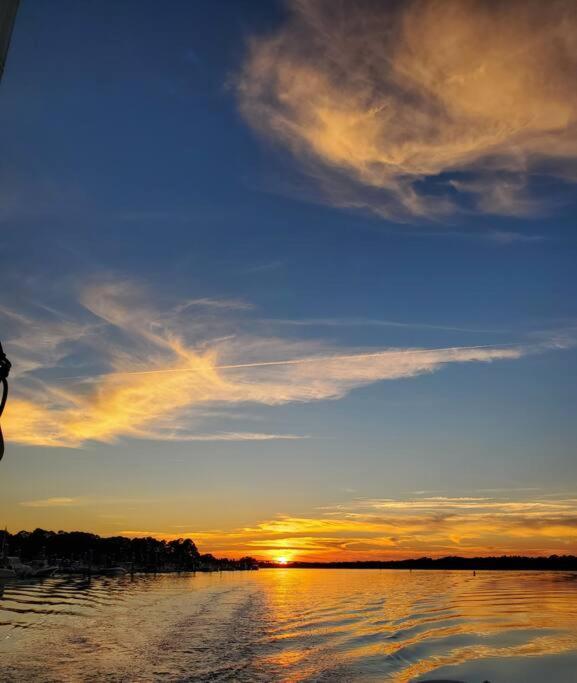Cute 2 Bedroom, 2 Bath Condo At Folly Field Beach Hilton Head Island Exterior foto